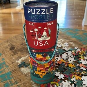 Crocodile Creek 200 piece puzzle of the USA 13”x 19”puzzle with a 16”x 24”poster